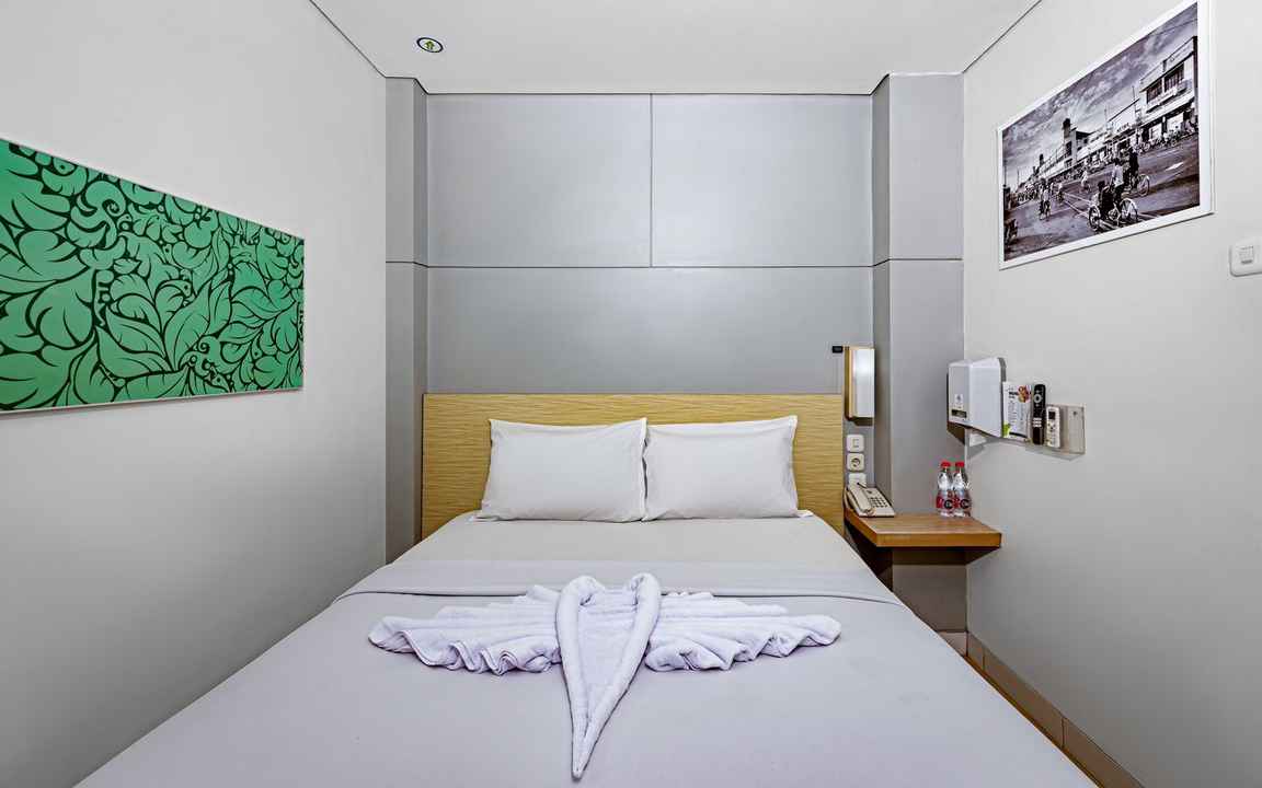 Kamar Superior di IXO Hotel Bekasi